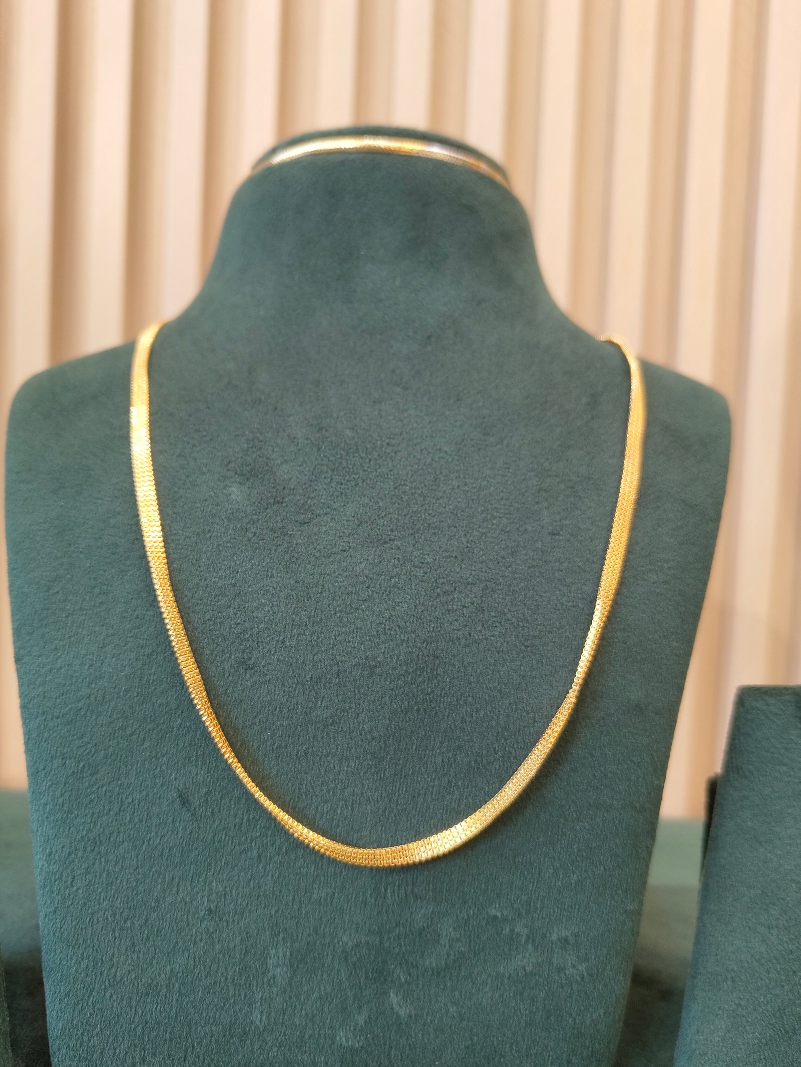 Flat Gleam Gold Chain