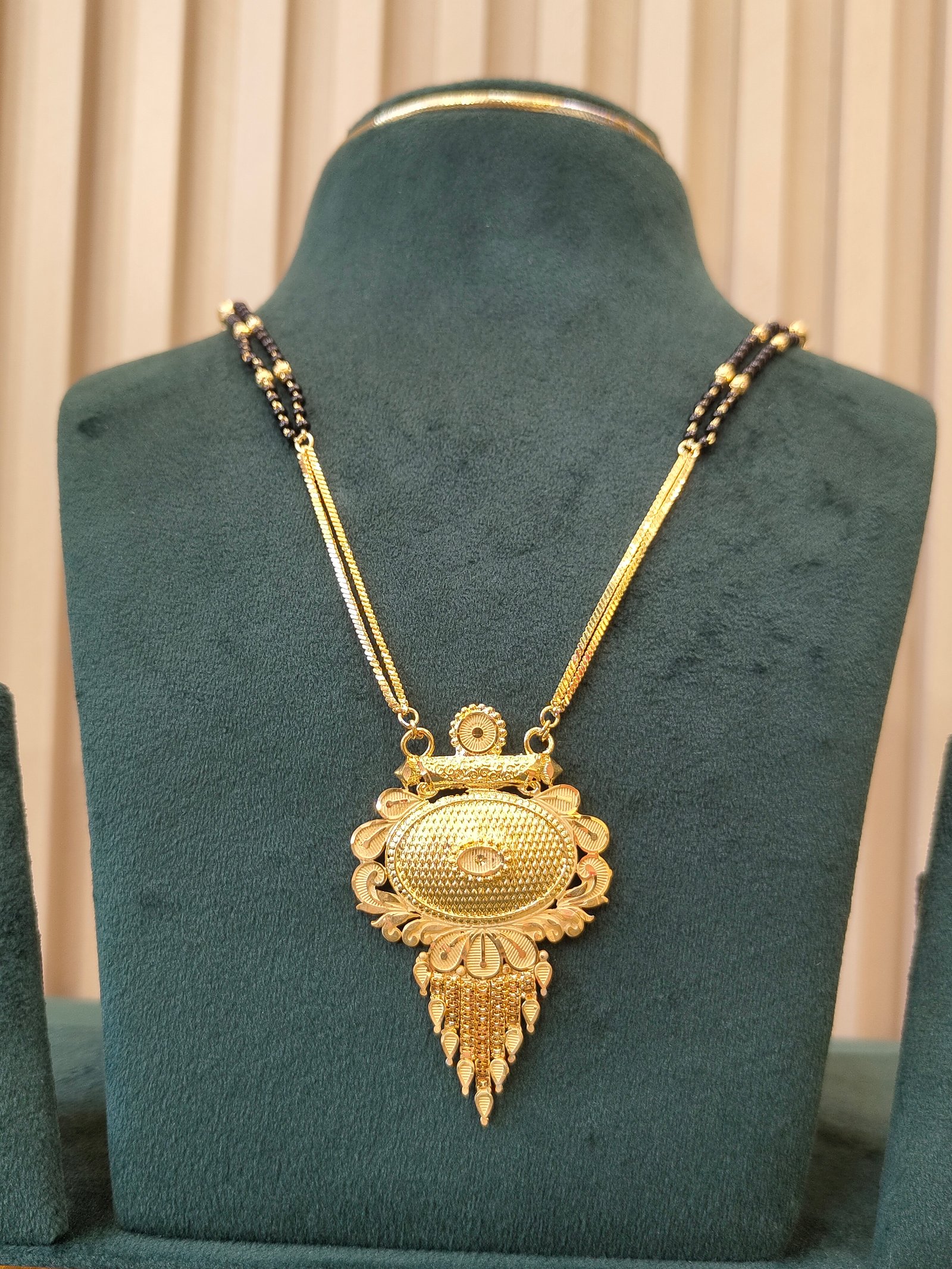 Brilliant Gold Mangalsutra