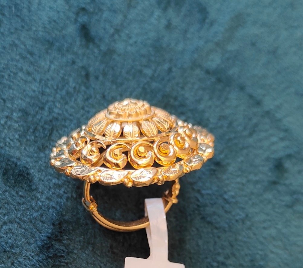 Heavenly Floral Gold Finger Ring